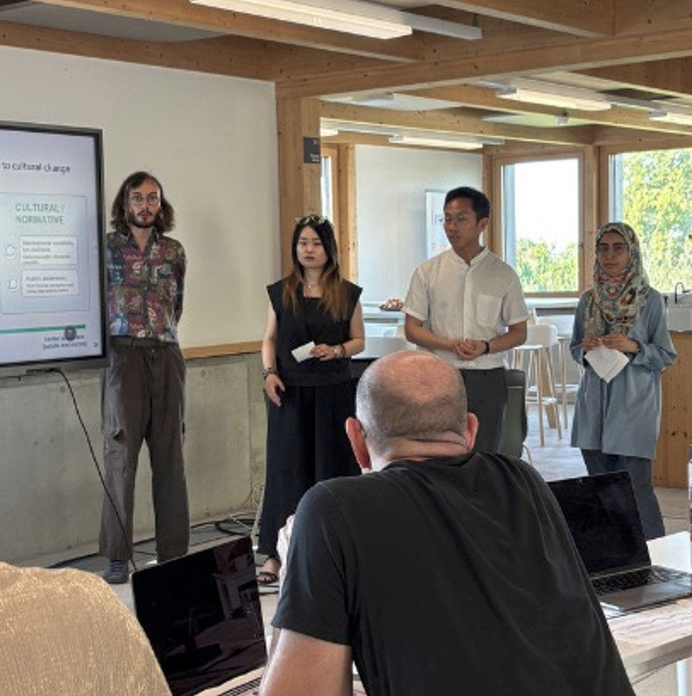 Une équipe interdisciplinaire de l’Unil sélectionnée pour la finale mondiale de Map the System à Oxford